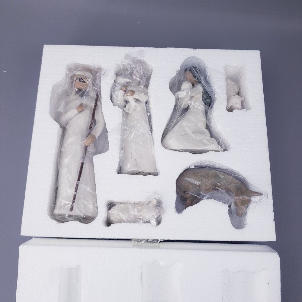 DEMDACO Willow Tree #26005 Nativity Hand Painted Sculpted Figures Christmas - Picture 10 of 12